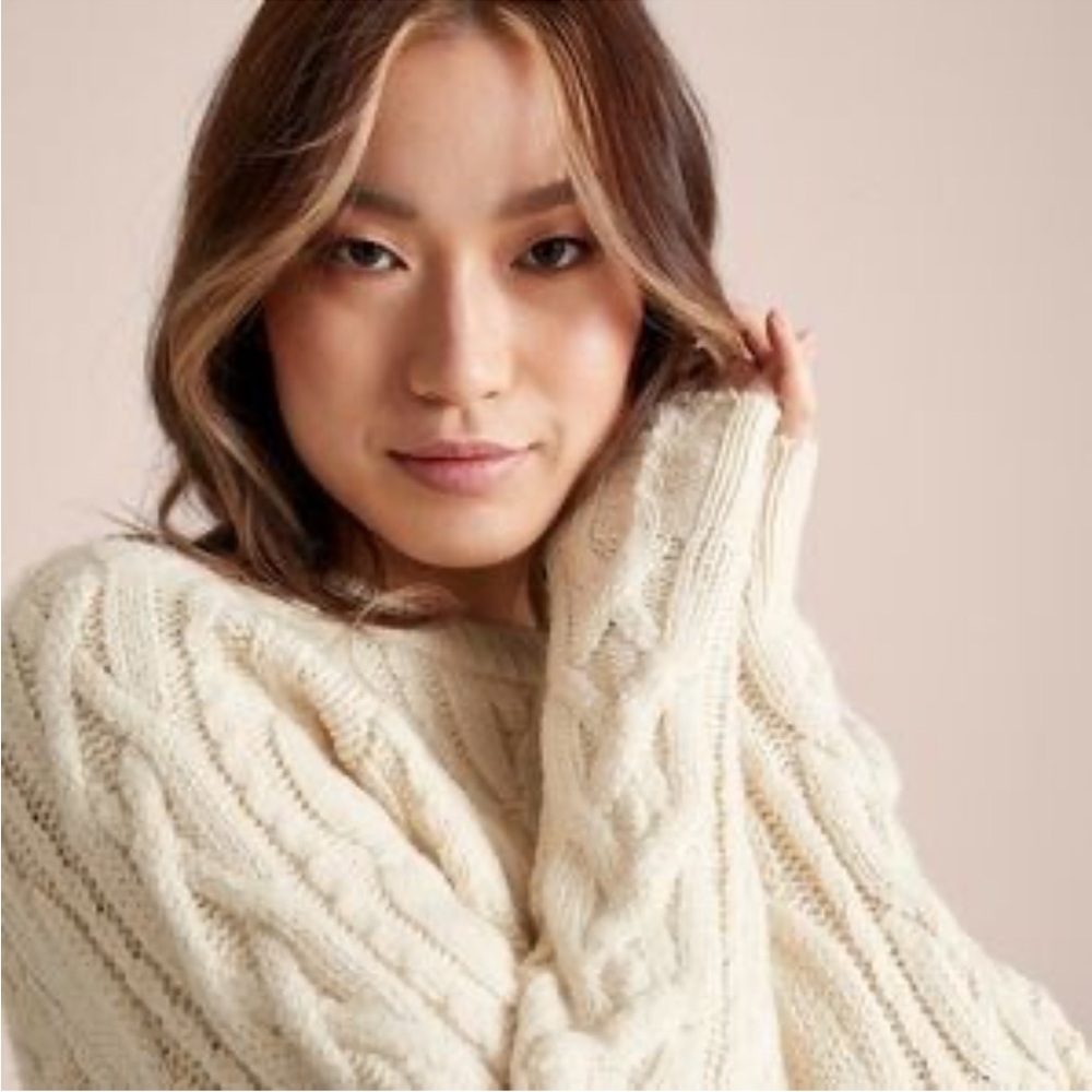 J CREW Hand Knit Lambswool Angora Sweater